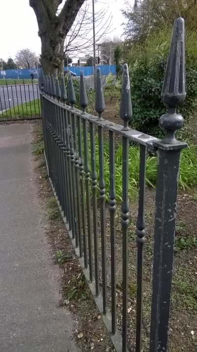 Entrance fence